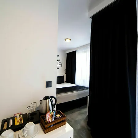 65 Budget Szálloda 3*