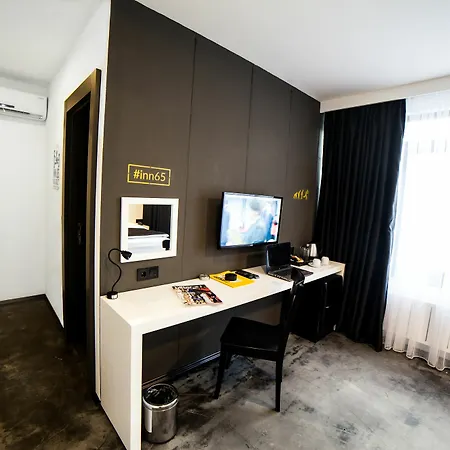 65 Budget Hotell 3*