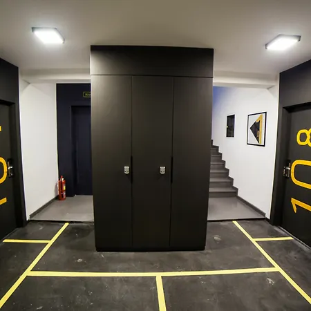 65 Budget Hotel 3*