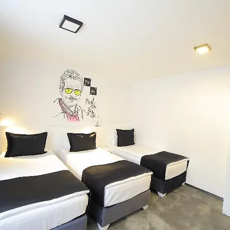 Hotel 65 Budget 3*